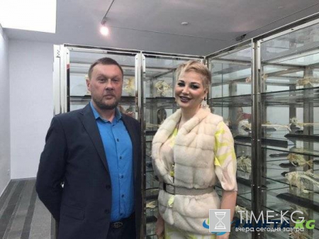 Максакова в мехах и звезда "Игры престолов" вышли на дорожку Одесского фестиваля