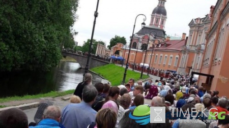 Мощи Николая Чудотворца в Санкт-Петербург сегодня онлайн, 21.07.2017: очередь, где занимать