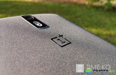 Смартфон OnePlus 5‍ проверили на влагоустойчивость видеоблогеры