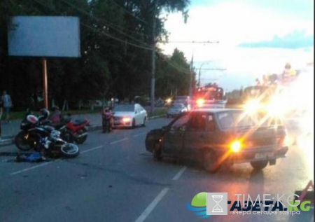 В Иваново на улице Лежневская Suzuki столкнулся с ВАЗом