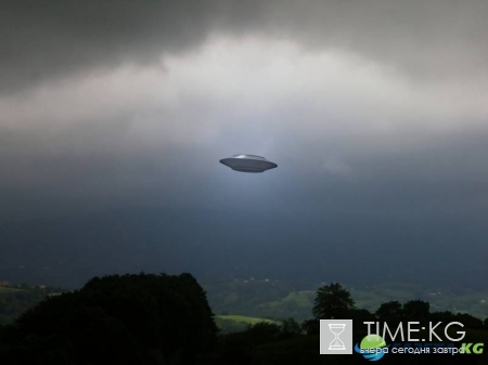 В Лас-Вегасе пассажиров самолета напугало НЛО похожее на сигару