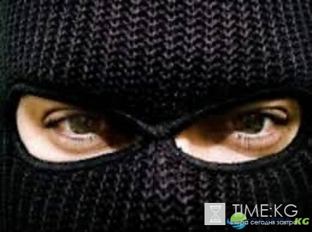 В Москве люди в масках пытались атаковать здание Роскомнадзора