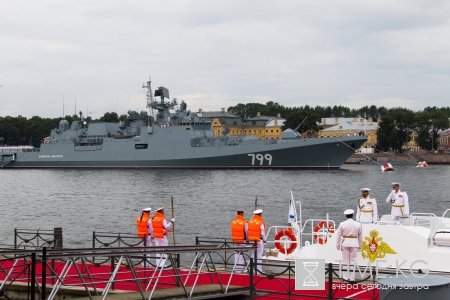 В Петербурге прошла генеральная репетиция военно-морского парада