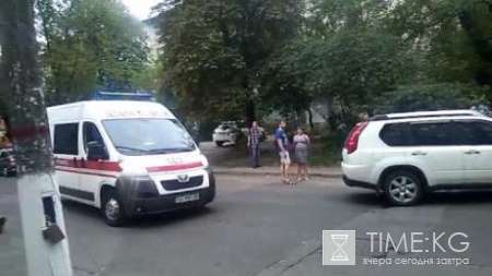 В результате взрыва в жилом доме в Киеве пострадали люди