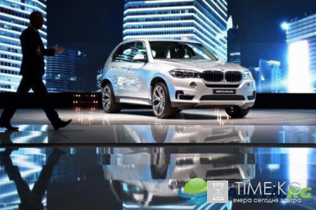 BMW представит новый кроссовер X7 в конце 2018 года