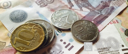 ЦБ установил курсы доллара и евро на выходные и понедельник — 5-7 августа: эксперты назвали август тяжелым для рубля