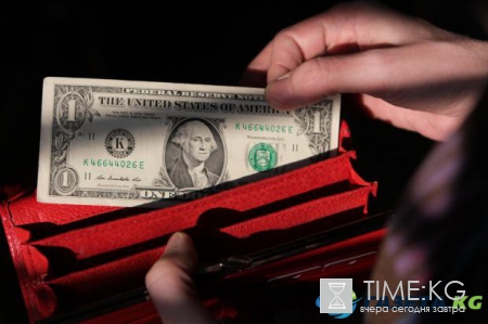 Что украинцам принесет сентябрь: вырастет доллар подорожает аренда и стартует пенсионная реформа