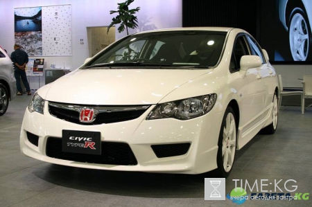 Honda запатентовала интерьер с «парящей» приборкой