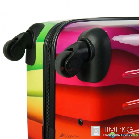 Какой чемодан самый легкий и крепкий: Sun Voyage или Best bags?