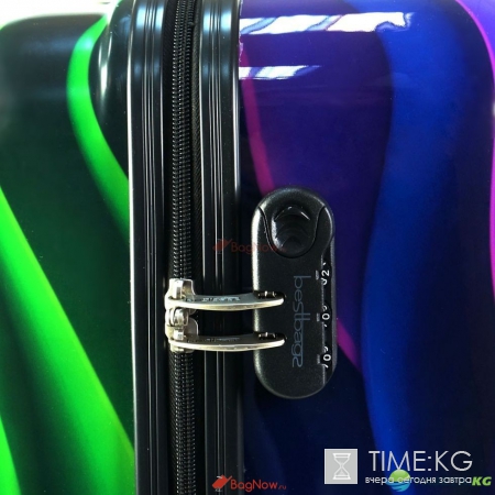 Какой чемодан самый легкий и крепкий: Sun Voyage или Best bags?