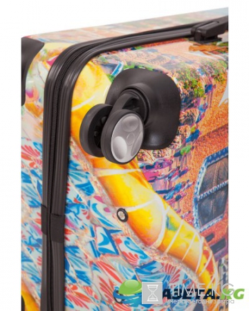 Какой чемодан самый легкий и крепкий: Sun Voyage или Best bags?