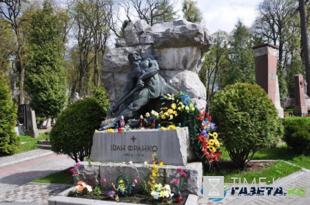 Не поделили историю: Украина и Польша спорят из-за кладбища во Львове