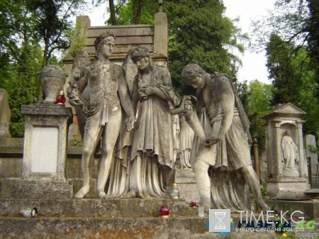 Не поделили историю: Украина и Польша спорят из-за кладбища во Львове