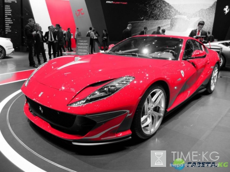 Обзор Ferrari 812 Superfast: Мощность суперкара составила 789 лошадиных сил