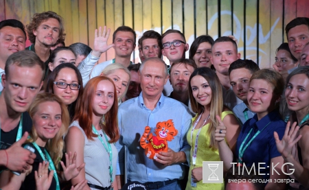 Путин заявил, что не заморачивается с выбором одежды