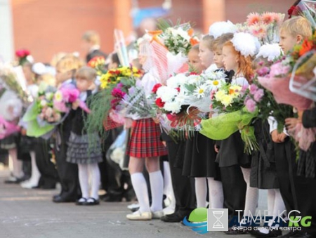 Учителю на 1 сентября оригинальный подарок, кроме цветов: Накануне Дня знаний родители ломают голову что подарить учителям