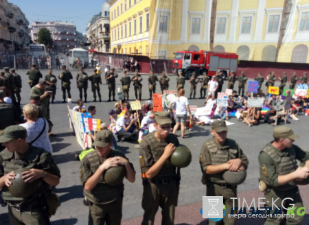В Одессе прошел марш ЛГБТ: обошлось без эксцессов
