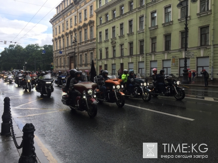 В Петербурге прошел мотопарад