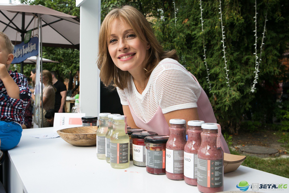 Charity Weekend. Здоровый день: йога от Астафьевой и закуски от Кравец