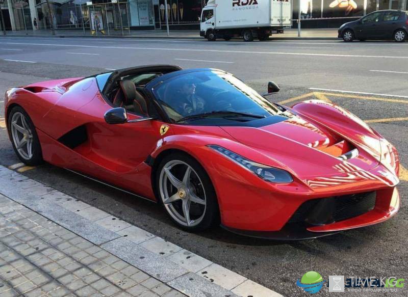 Ferrari LaFerrari Aperta возглавила рейтинг самых дорогих авто 2017 года