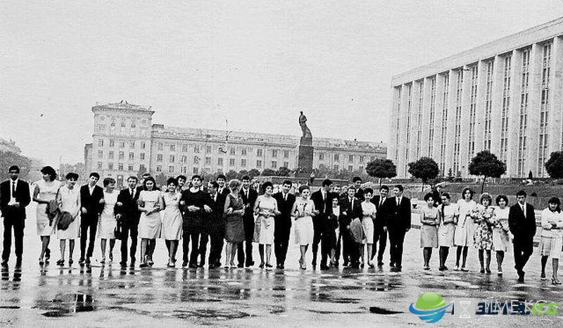 Фотограф Игорь Зенин. Самые знаменитые фото в истории Кишинева и Молдовы! Фотограф Игорь Зенин. Самые знаменитые фото в истории Кишинева и Молдовы!