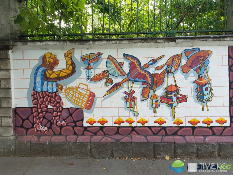 I Love Moldova. Об этом говорят граффити в Кишинёве на стенах стадиона. I Love Moldova. Об этом говорят граффити в Кишинёве на стенах стадиона.