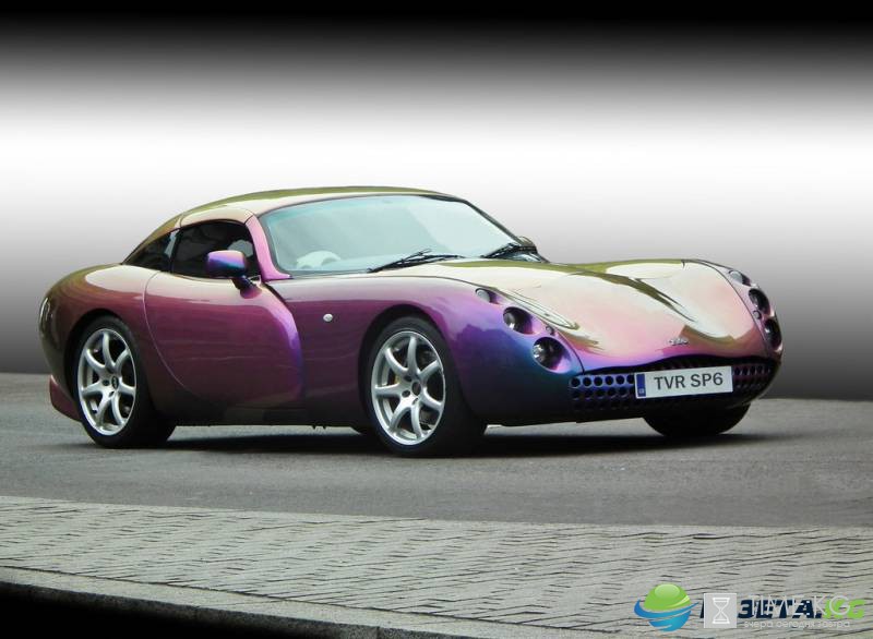 Компания TVR презентовала спорткар TVR Griffin