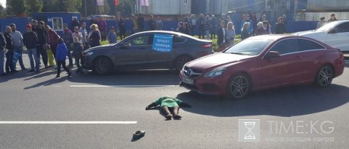 Митинг обманутых дольщиков: петербуржцы перекрыли Суздальский проспект, требуя ответов