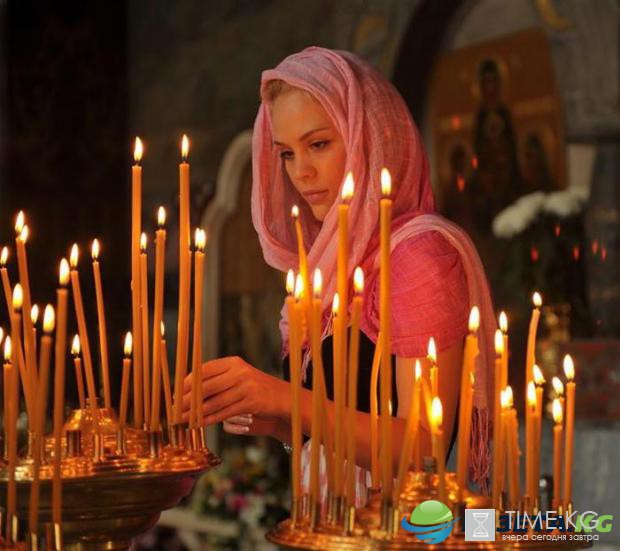 Почему женщины покрывают голову в церкви