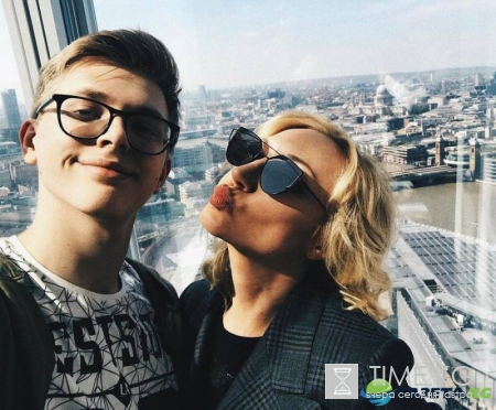 Внук Пугачёвой Денис Байсаров выступлениям на сцене предпочитает скульптуру и фотографию
