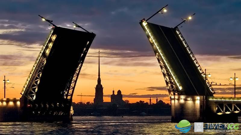 В Санкт-Петербурге впервые за 12 лет обновят новогодние украшения