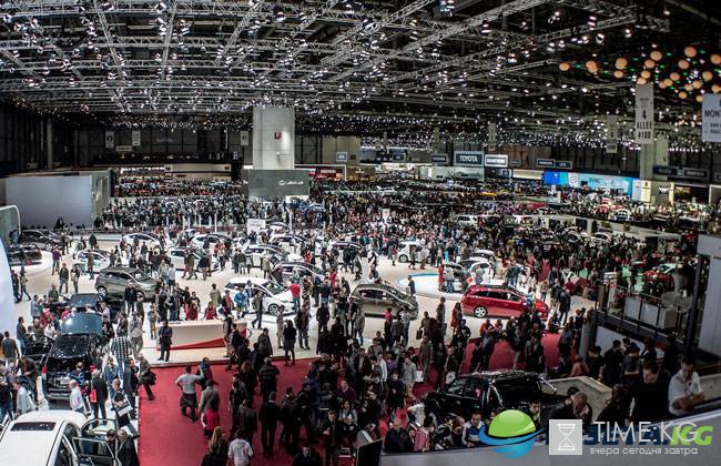Во Франкфурте покажут Volkswagen T-ROС, Skoda Karoq и BMW Concept X7 iPerformance Во Франкфурте покажут Volkswagen T-ROС, Skoda Karoq и BMW Concept X7 iPerformance