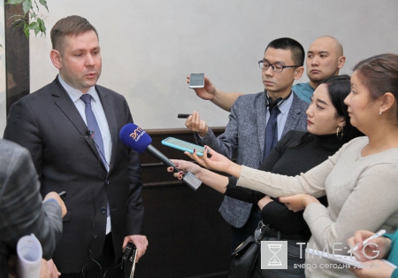 В Бишкеке обсудили проблему новых психоактивных веществ с представителями из Центральной Азии В Бишкеке обсудили проблему новых психоактивных веществ с представителями из Центральной Азии