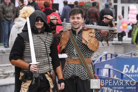 На праздник по блины! Кыргызстан попрощался с зимой по славянской традиции.
