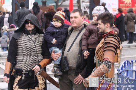 На праздник по блины! Кыргызстан попрощался с зимой по славянской традиции.