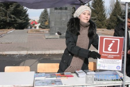 «Бренд Иссык-Куля» - под таким названием в Караколе прямо на городской площади прошла выставка - ярмарка продукции жааматов Иссык-Кульской области.