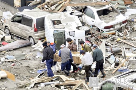 Землетрясение в Японии. Островная Япония оказалась в полном смысле блокированной от внешнего мира. Землетрясение в Японии. Островная Япония оказалась в полном смысле блокированной от внешнего мира.