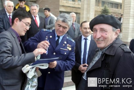 28 марта в КРСУ прошла встреча с летчиком-космонавтом, Шакировым Салижаном Шакировичем. 28 марта в КРСУ прошла встреча с летчиком-космонавтом, Шакировым Салижаном Шакировичем.