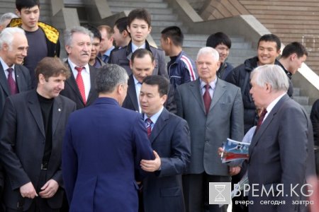 28 марта в КРСУ прошла встреча с летчиком-космонавтом, Шакировым Салижаном Шакировичем. 28 марта в КРСУ прошла встреча с летчиком-космонавтом, Шакировым Салижаном Шакировичем.