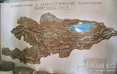 Туристические фирмы, предлагая иностранцам однодневные туры, часто сталкиваются с просьбой показать исторические места. Туристические фирмы, предлагая иностранцам однодневные туры, часто сталкиваются с просьбой показать исторические места.