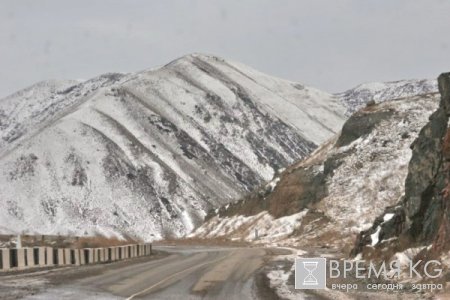 Автомагистрали Бишкек - Балыкчи 155 лет! Вьется она горными серпантинами и сближает людей, рассказывая им свою историю.