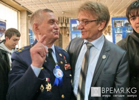 Бишкек встречает космонавтов. Бишкек встречает космонавтов.