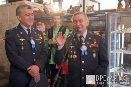 Бишкек встречает космонавтов. Бишкек встречает космонавтов.