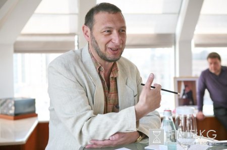 Борис Кагарлицкий :Кризис политической системы вызван не провалами отдельных политиков или отдельных политических группировок Борис Кагарлицкий :Кризис политической системы вызван не провалами отдельных политиков или отдельных политических группировок