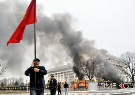 Наше государство со дня своего основания называется республикой.