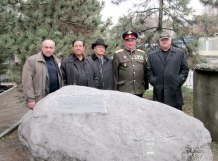 Делаем город еще зеленее на Аллее Ветеранов Силовых Структур!