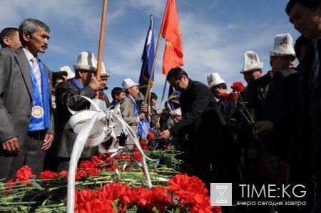 Президент приняла участие в митинге-реквиеме в мемориальном комплексе «Ата-Бейит»