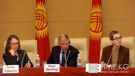 Встреча с послами. Встреча с послами.