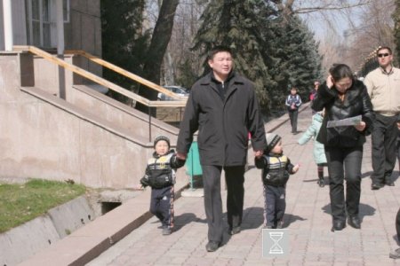 Месячник благоустройства стартовал в столице Кыргызстана. Месячник благоустройства стартовал в столице Кыргызстана.