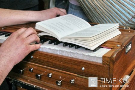 Праздник Рамнавами в Бишкеке, как и во всем мире,  активно отмечался  кришнаидами 12 апреля.